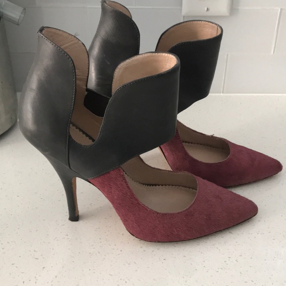 Jean- Michel Cazabat pump - Picture 2 of 7